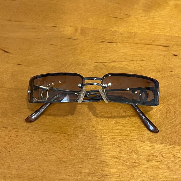 *RARE* CHANEL 4073 Y2K CC LOGO SILVER FRAME THIN AMBER LENS VINTAGE SUNGLASSES - Picture 10 of 11